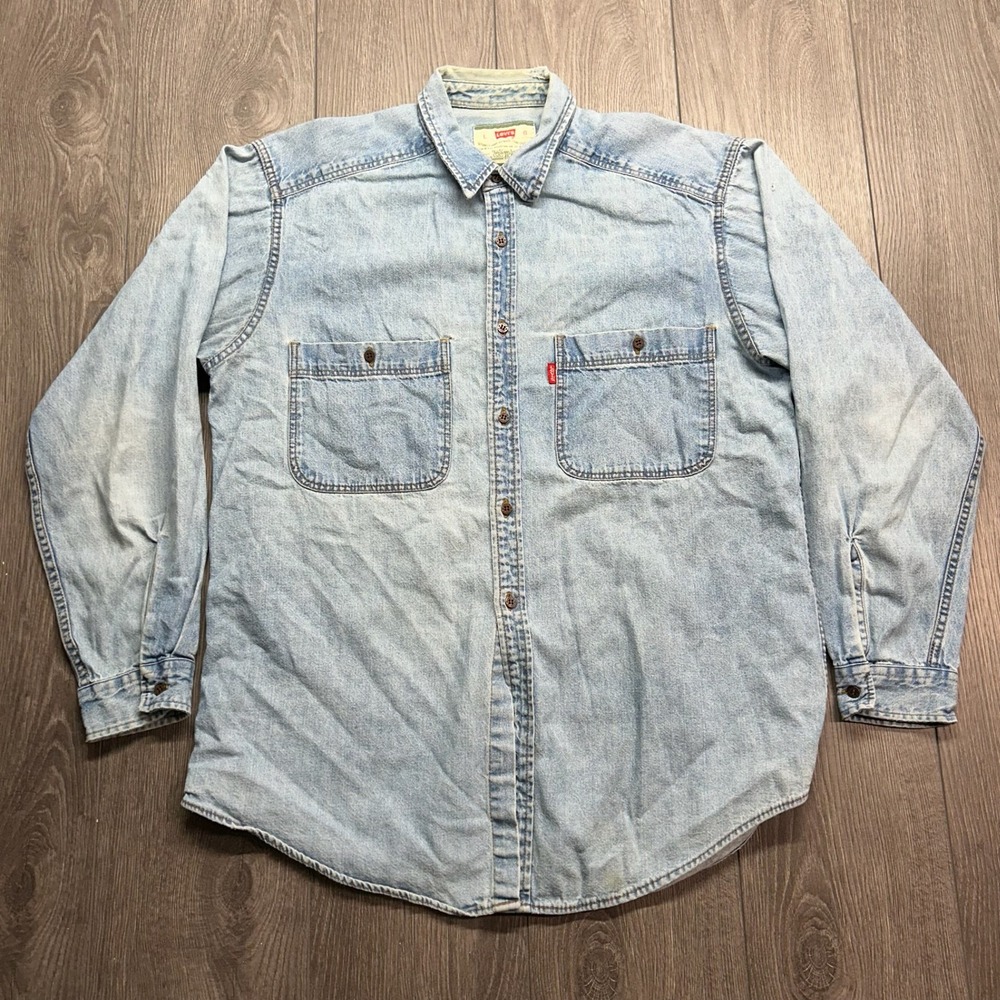 Vintage Levis Denim Shirt Mens Large Light Wash Blue Button Down 90s Distressed